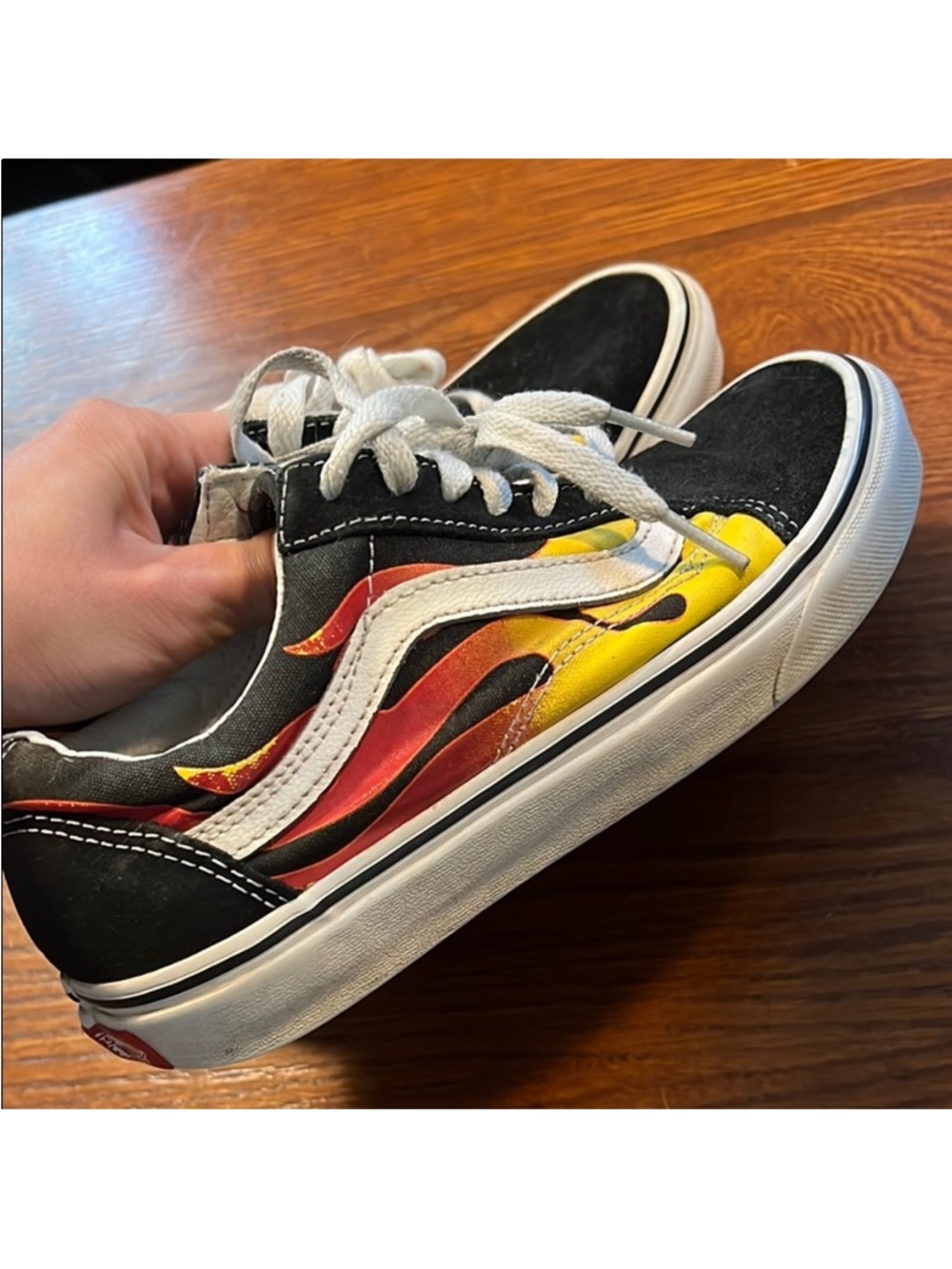 VANS • Women’s Size 5.5 • Black Old Skool with Red/Yellow Flame Detail Sneakers - Picture 7 of 8